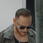 دانلود آهنگ اشوان ﺷﺎﻳﺪ اون ﻛﻪ ﺟﺎت اﻟﺎن رو ﺑﻪ روﻣﻪ ﻳﺎدم ﮔﺮﻓﺖ