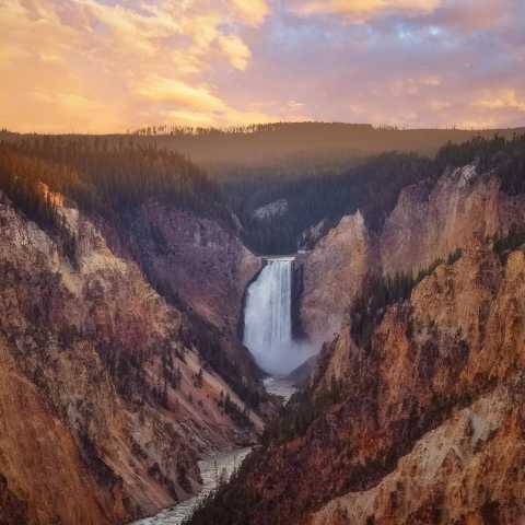   چشام خونه امشب نمیرم خونه